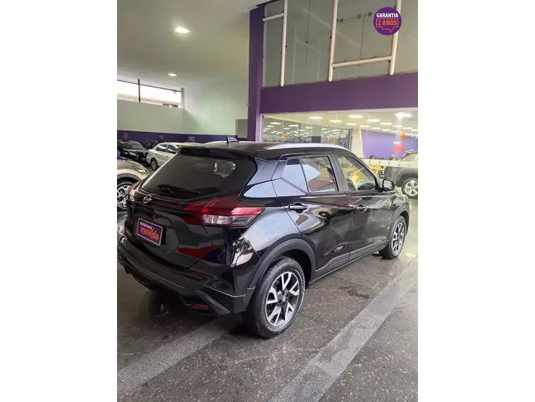 Nissan Kicks Preto 5