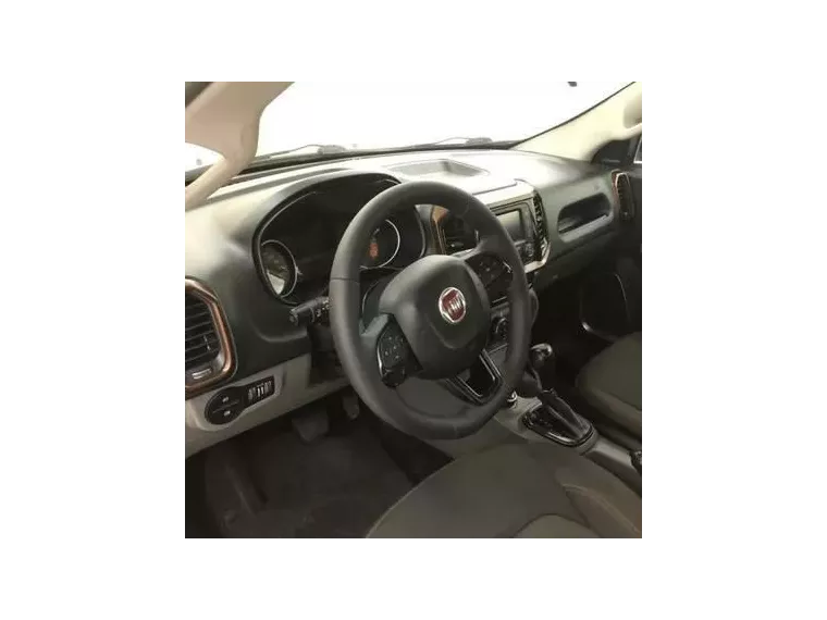 Fiat Toro Marrom 7