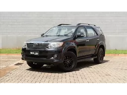 Toyota Hilux SW4