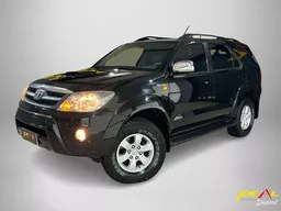 Toyota Hilux SW4