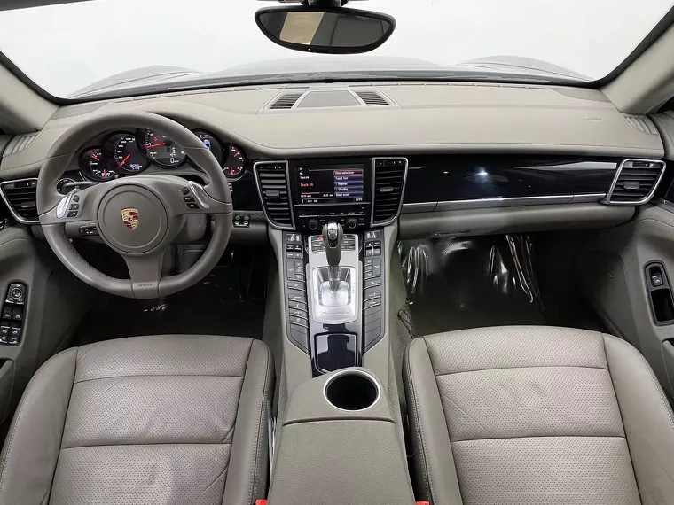 Porsche Panamera Cinza 17