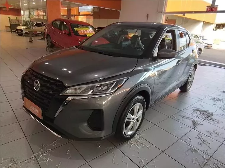 Nissan Kicks Cinza 2