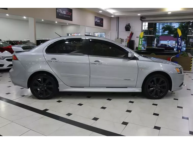 Mitsubishi Lancer Prata 30