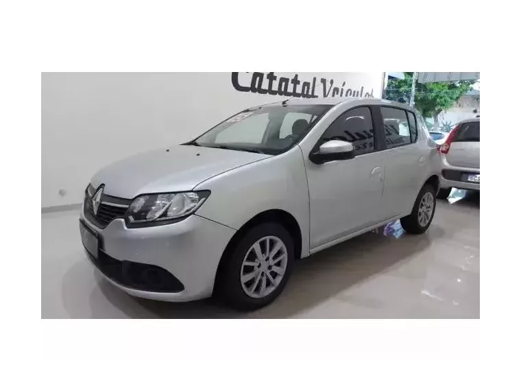 Renault Sandero Prata 4