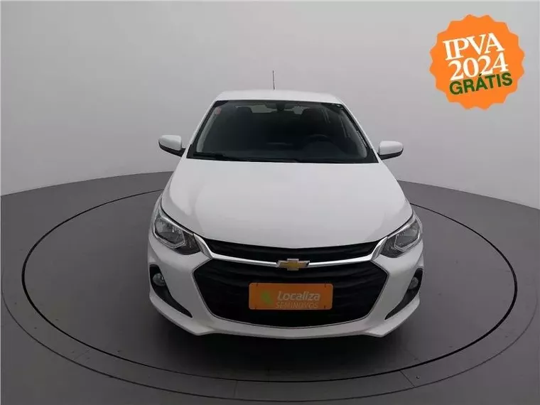 Chevrolet Onix Branco 2