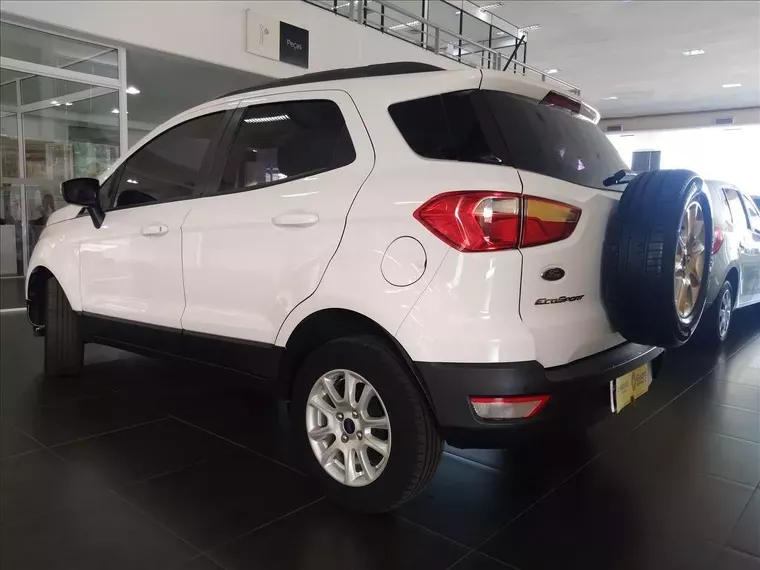 Ford Ecosport Branco 4