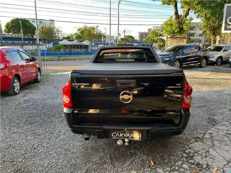 Chevrolet Montana Preto 4