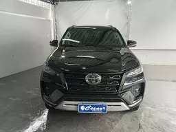 Toyota Hilux SW4