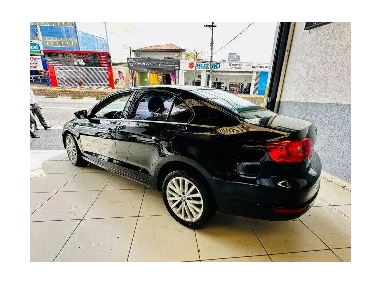 Volkswagen Jetta Preto 7