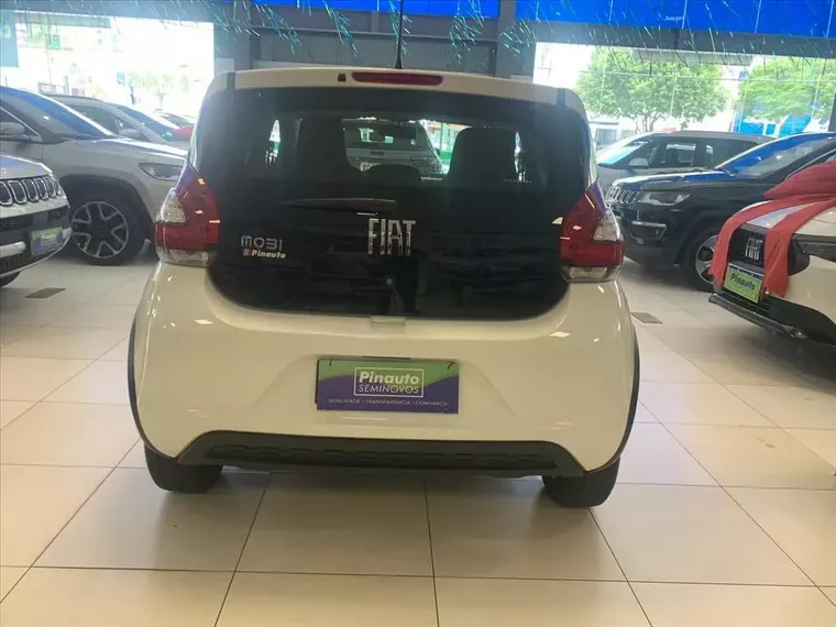 Fiat Mobi Branco 10