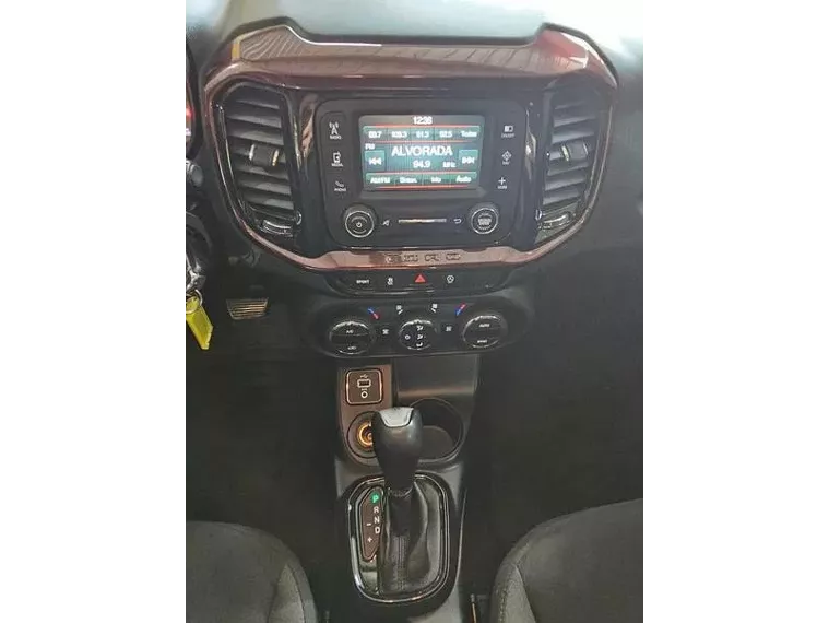 Fiat Toro Vermelho 10