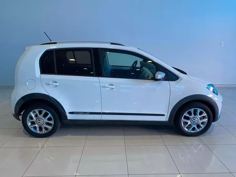 Volkswagen UP Branco 2