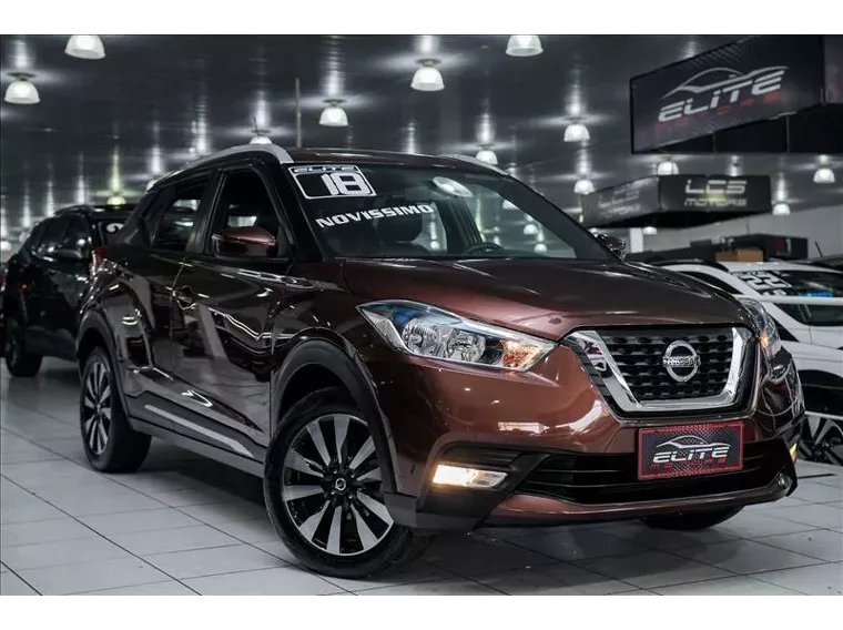 Nissan Kicks Marrom 11