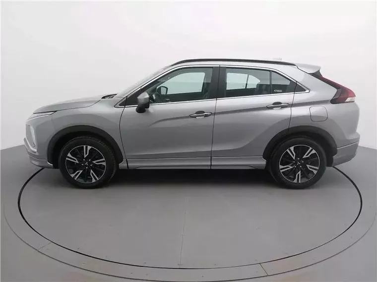 Mitsubishi Eclipse Cross Prata 8