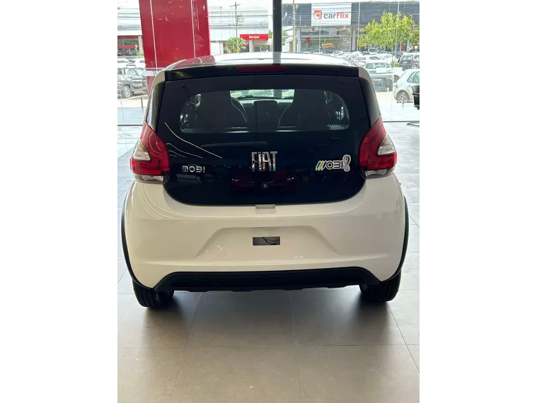 Fiat Mobi Branco 7