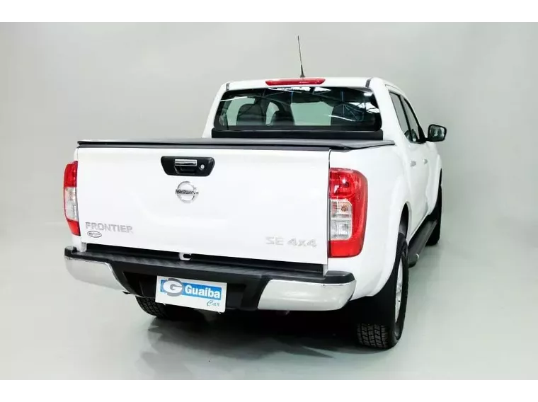 Nissan Frontier Branco 11