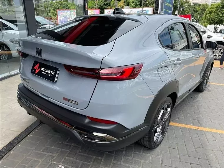 Fiat Fastback Cinza 7