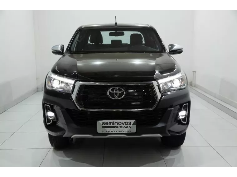 Toyota Hilux Preto 14