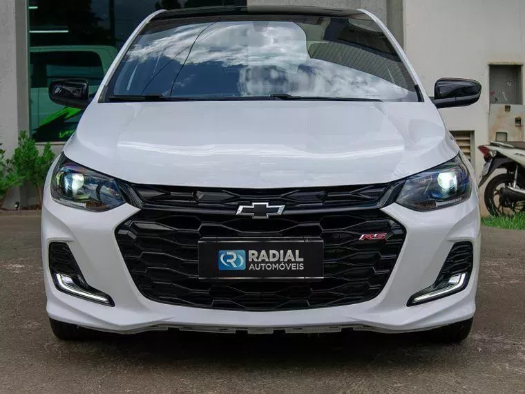 Chevrolet Onix Branco 6