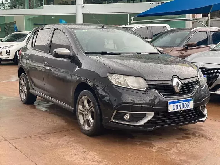 Renault Sandero Preto 2