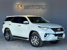 Toyota Hilux SW4