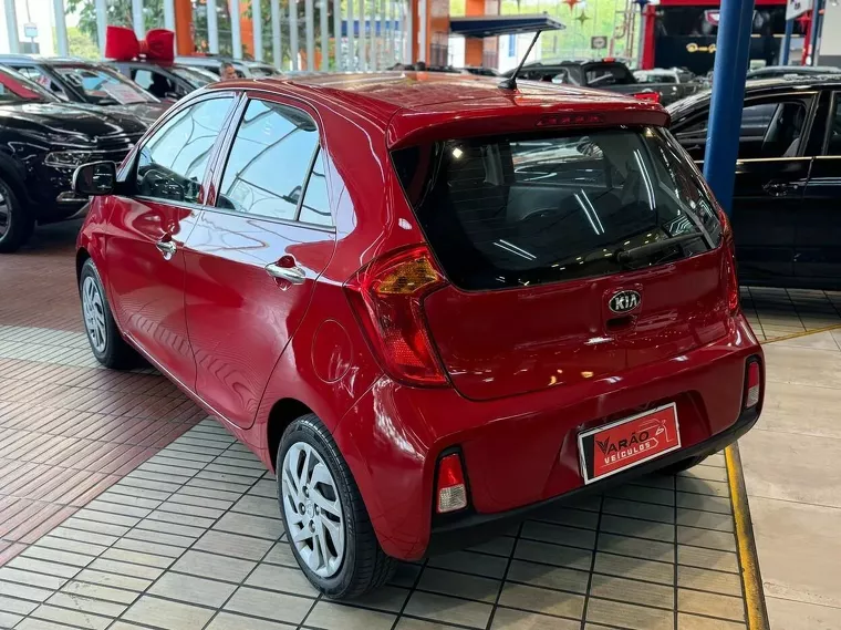 KIA Picanto Vermelho 3