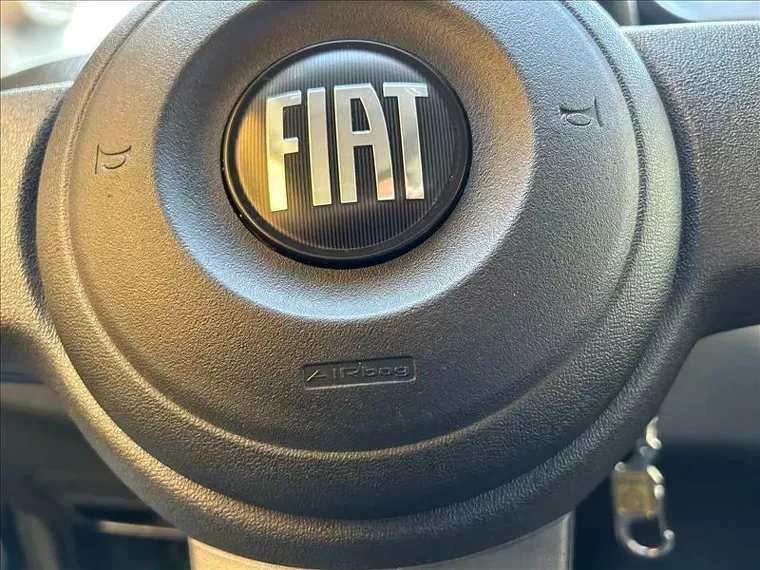 Fiat Mobi Prata 9