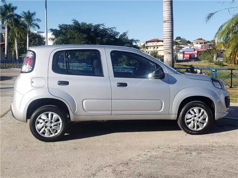 Fiat Uno Prata 12