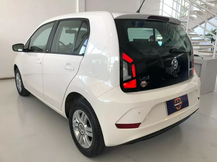 Volkswagen UP Branco 12