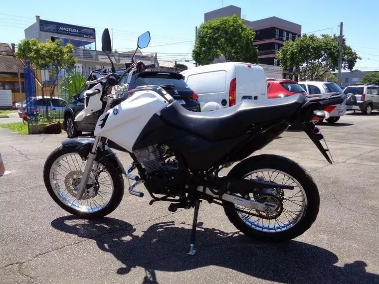 Yamaha XTZ 150 Branco 3