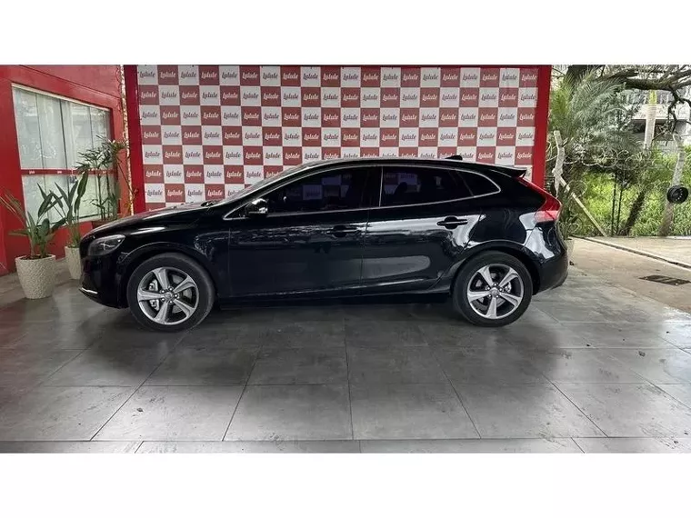 Volvo V40 Preto 4