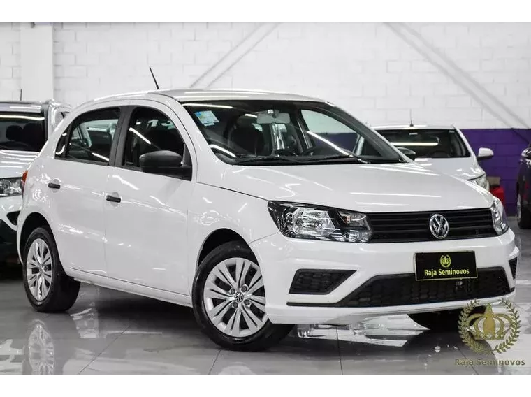 Volkswagen Gol Branco 11