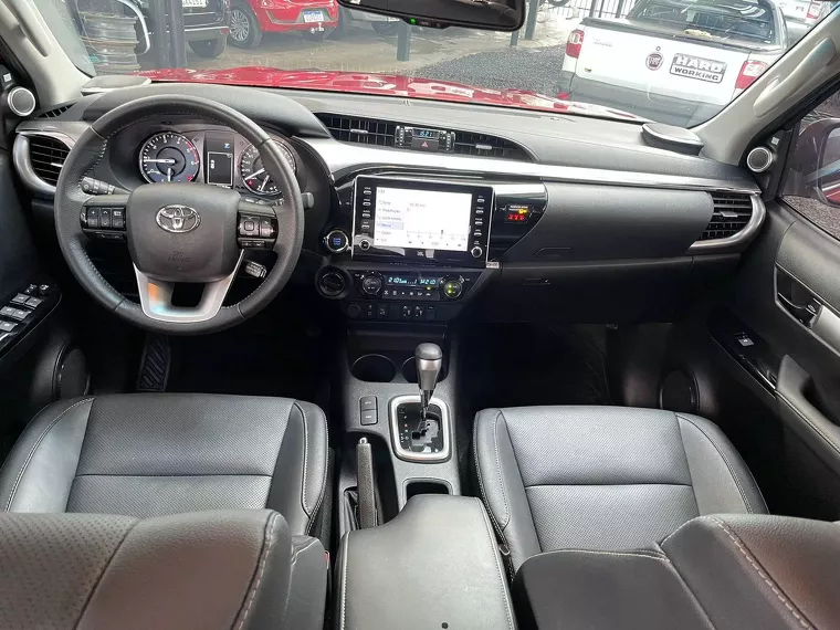 Toyota Hilux Vermelho 7