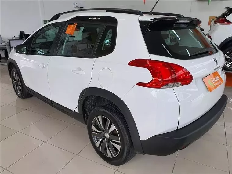 Peugeot 2008 Branco 5