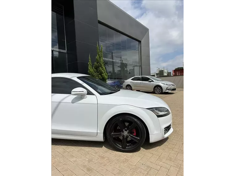 Audi TT Branco 9