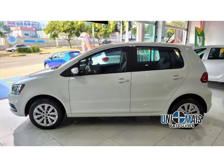 Volkswagen Fox Branco 13