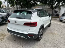 Volkswagen Taos
