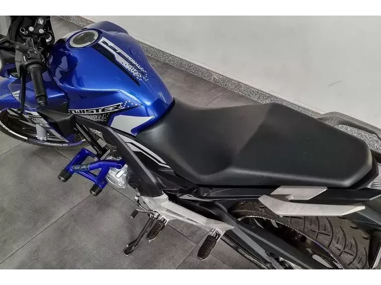 Honda CB 250 Twister Azul 6