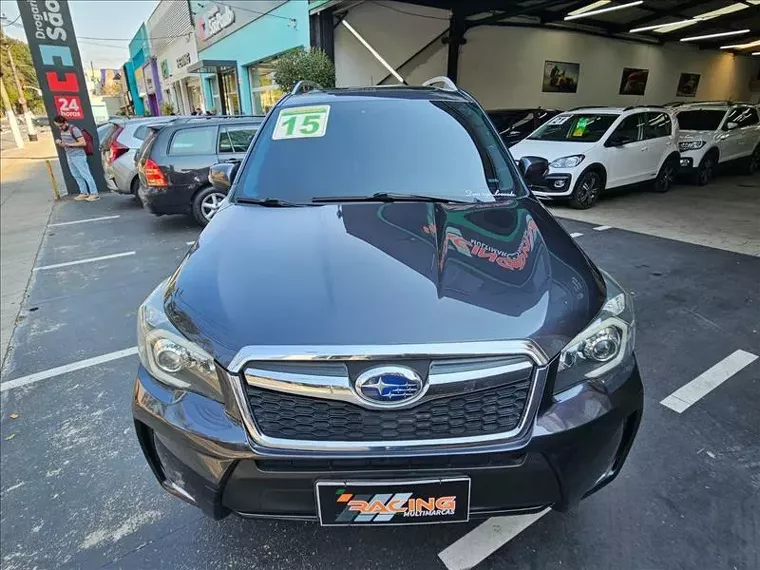 Subaru Forester Preto 4