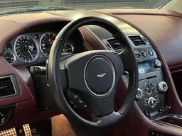 Aston Martin Vantage