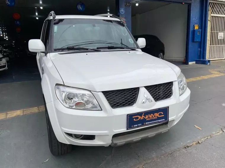 Mitsubishi Pajero TR4 Branco 2