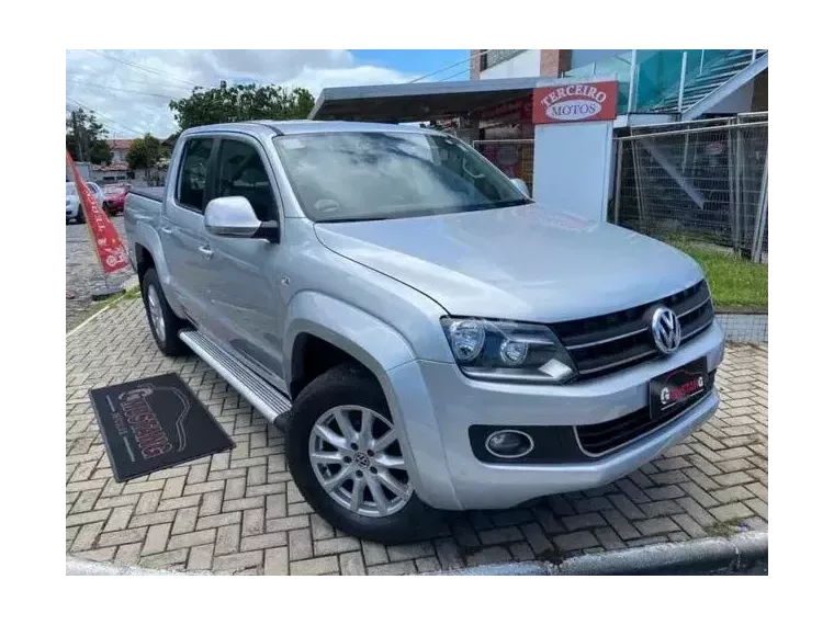 Volkswagen Amarok Prata 3