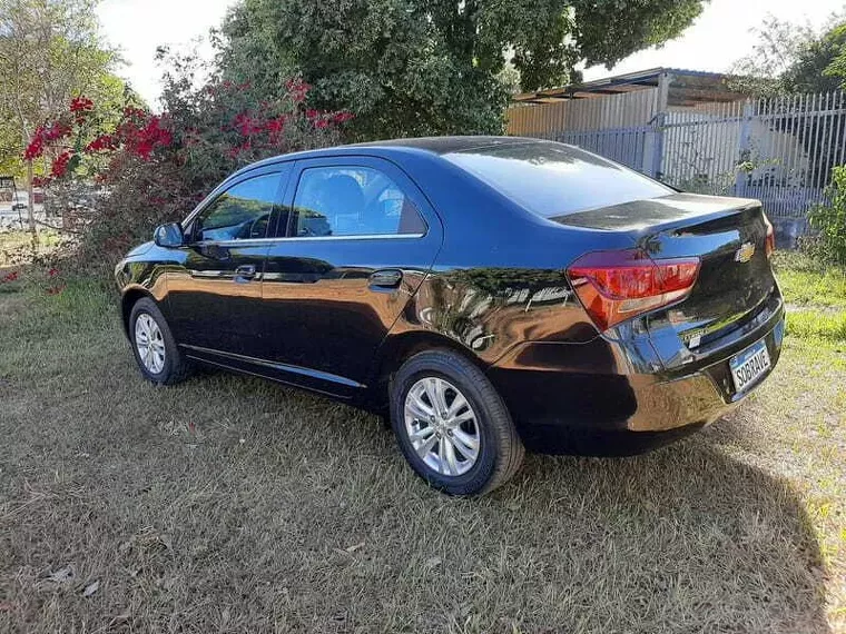 Chevrolet Cobalt Preto 2