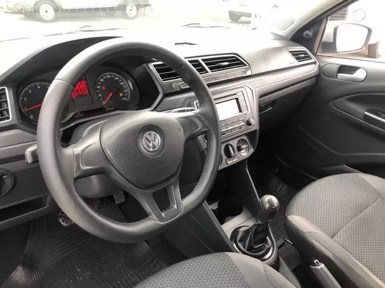 Volkswagen Gol Prata 5