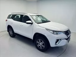 Toyota Hilux SW4