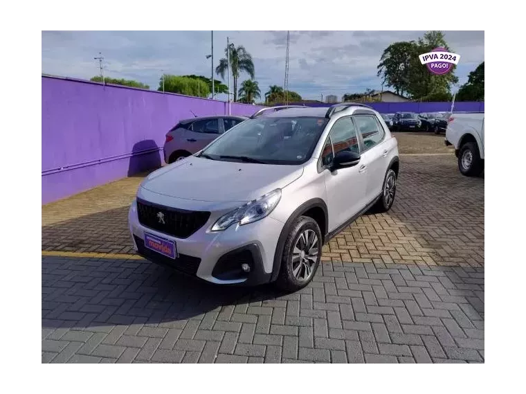 Peugeot 2008 Prata 2