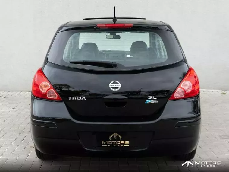 Nissan Tiida Preto 44