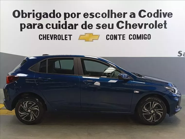 Chevrolet Onix Azul 5