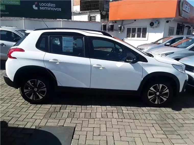 Peugeot 2008 Branco 9