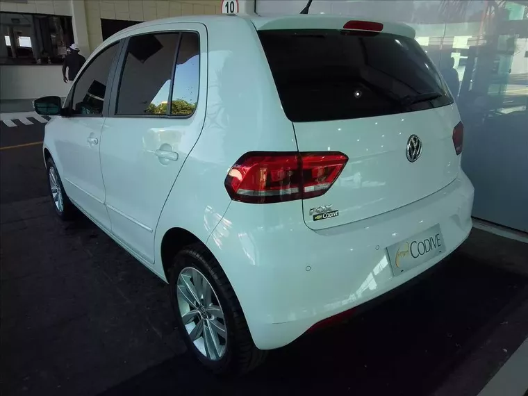 Volkswagen Fox Branco 4